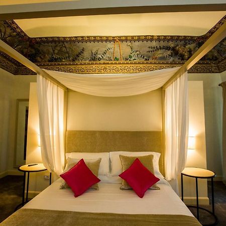 Palazzo Franceschini Hotel Cascia Exterior photo