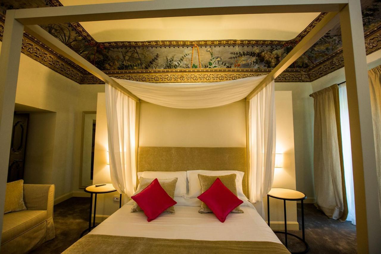 Palazzo Franceschini Hotel Cascia Exterior photo
